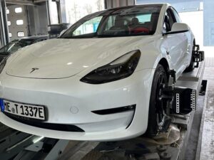 Achsvermessung für Tesla in Nordrhein-Westfalen